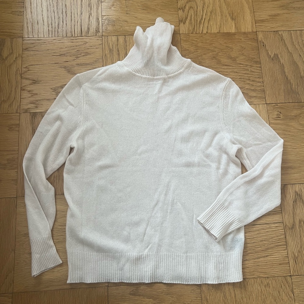 360 Cashmere sweater
